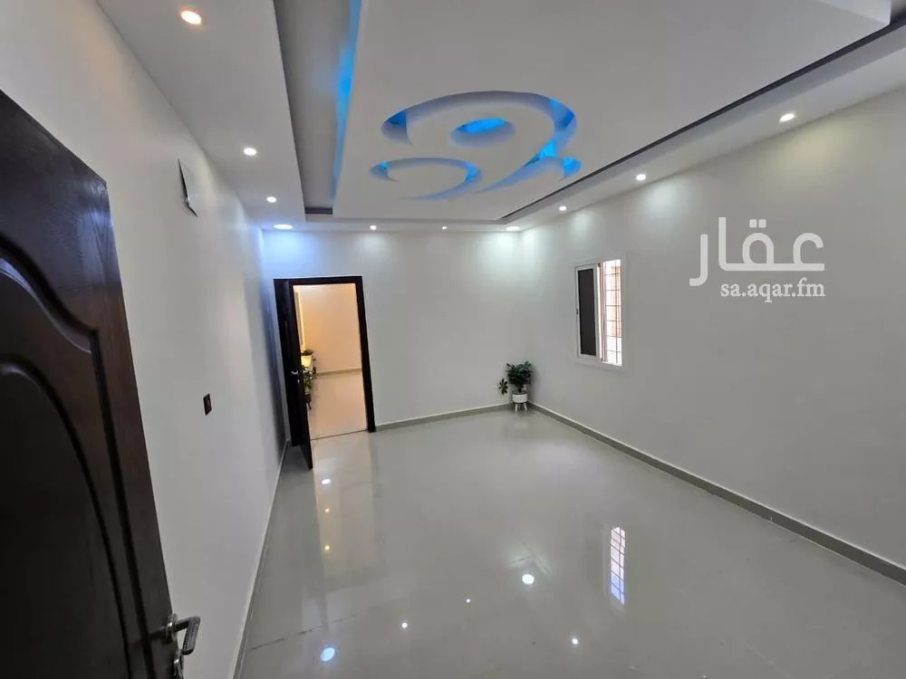 5 bedroom apartment in Dahiat King Fahd 15