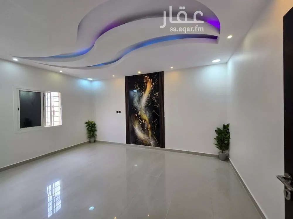 5 bedroom apartment in Dahiat King Fahd 3