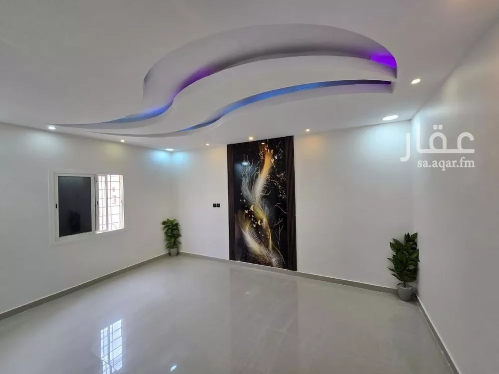 5 bedroom apartment in Dahiat King Fahd 4