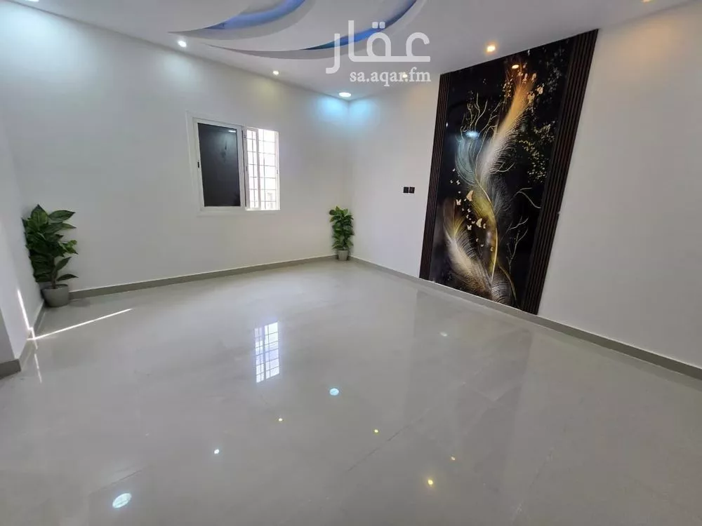 5 bedroom apartment in Dahiat King Fahd 6