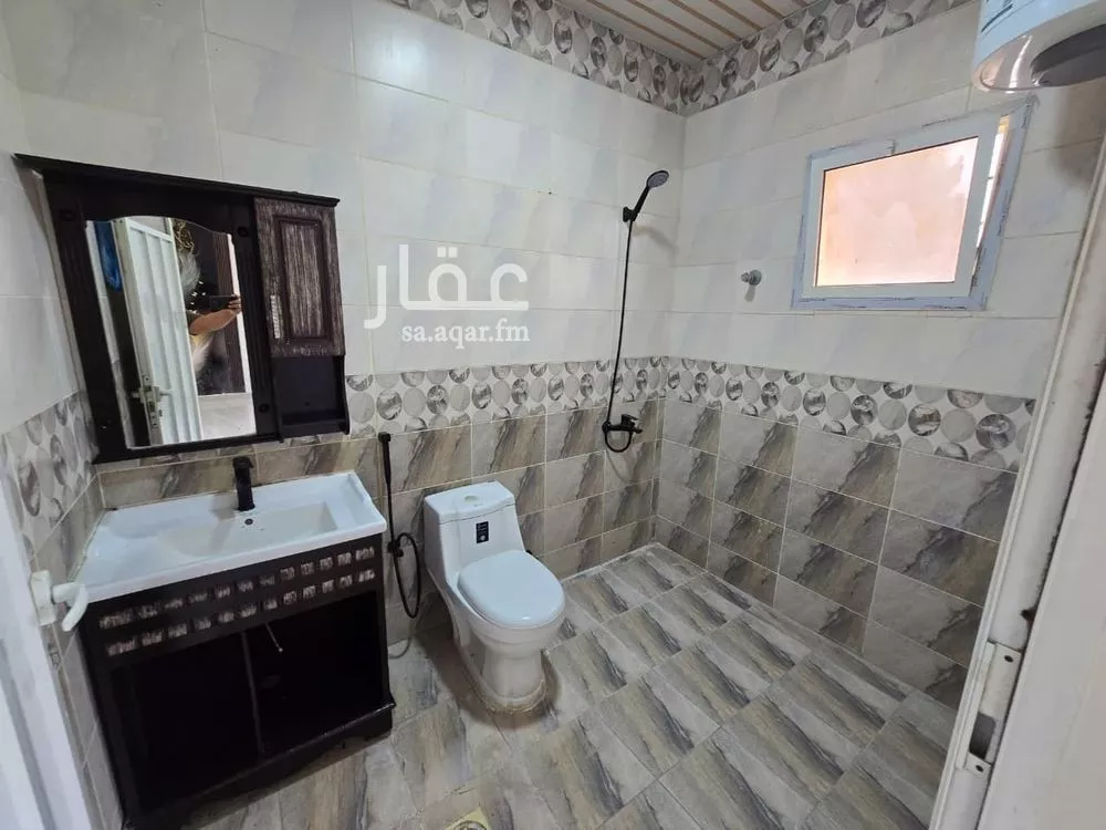 5 bedroom apartment in Dahiat King Fahd 8