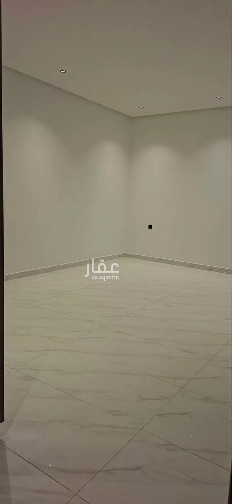 فيلا 10 غرف في الرمال 4