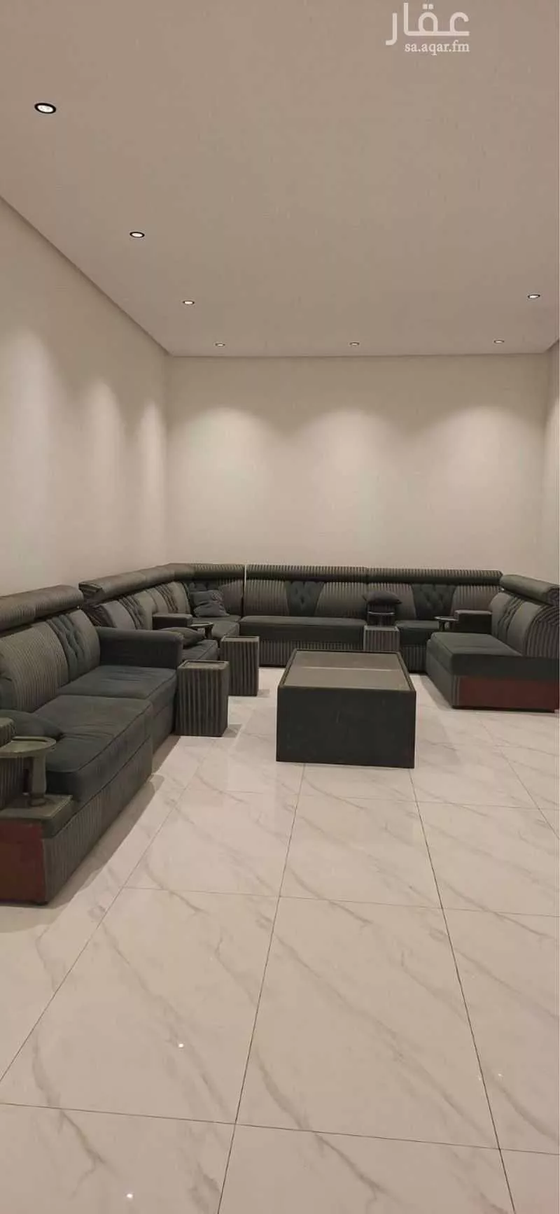 فيلا 10 غرف في الرمال 5