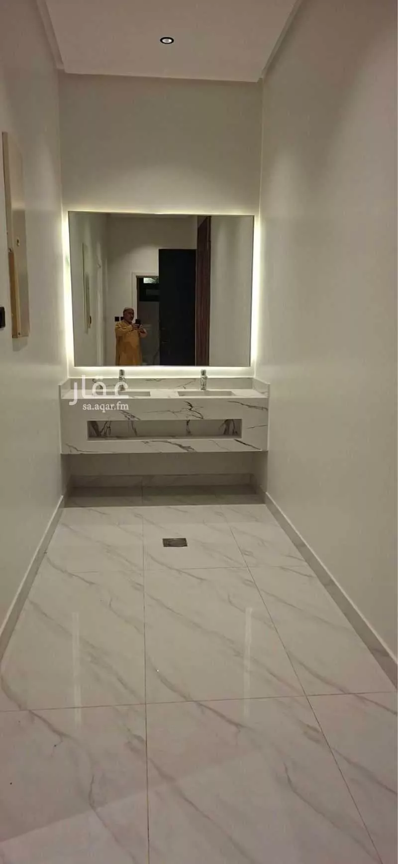 فيلا 10 غرف في الرمال 7