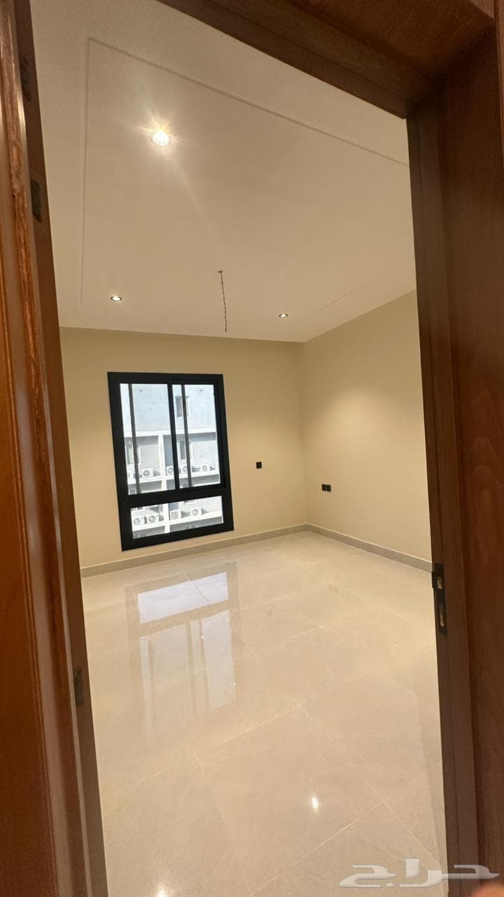 شقة 4 غرف في الصفا 1