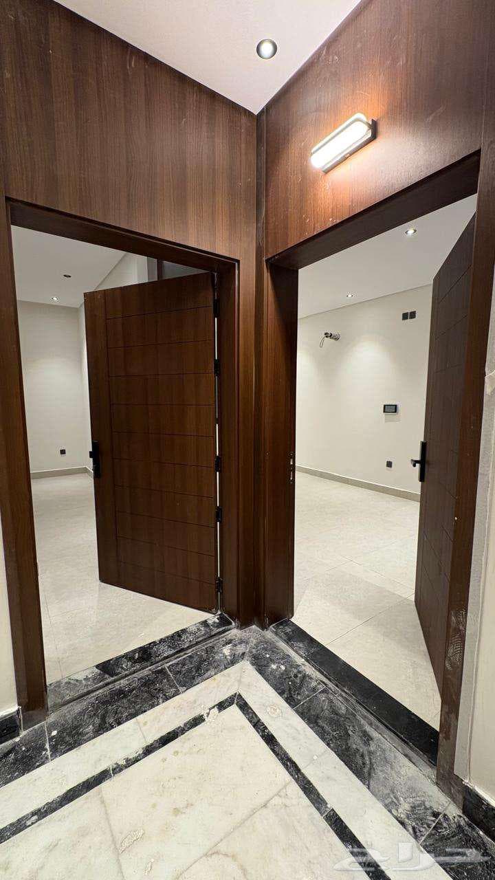 3 bedroom apartment in Al Rawdah 4