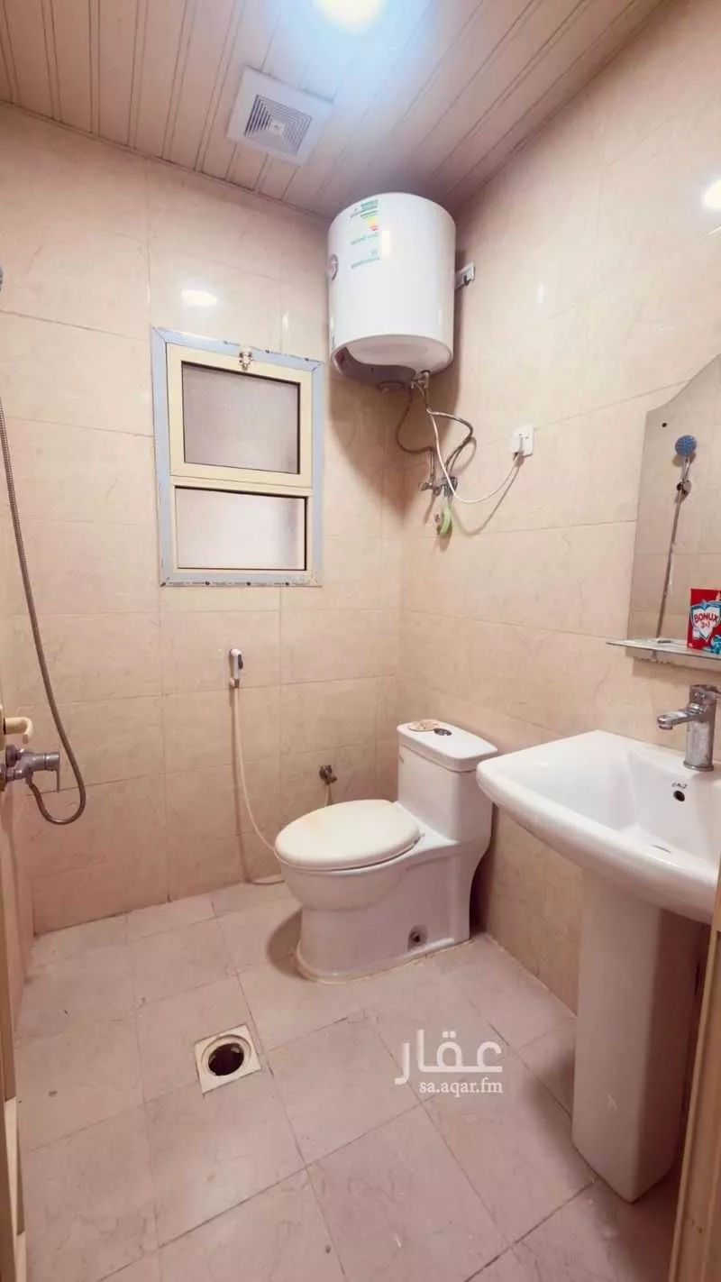 2 bedroom apartment in Uhud 6