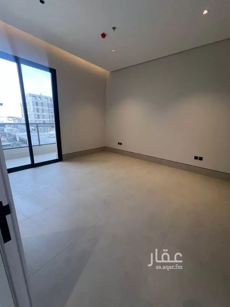 شقة 3 غرف في السيف 4