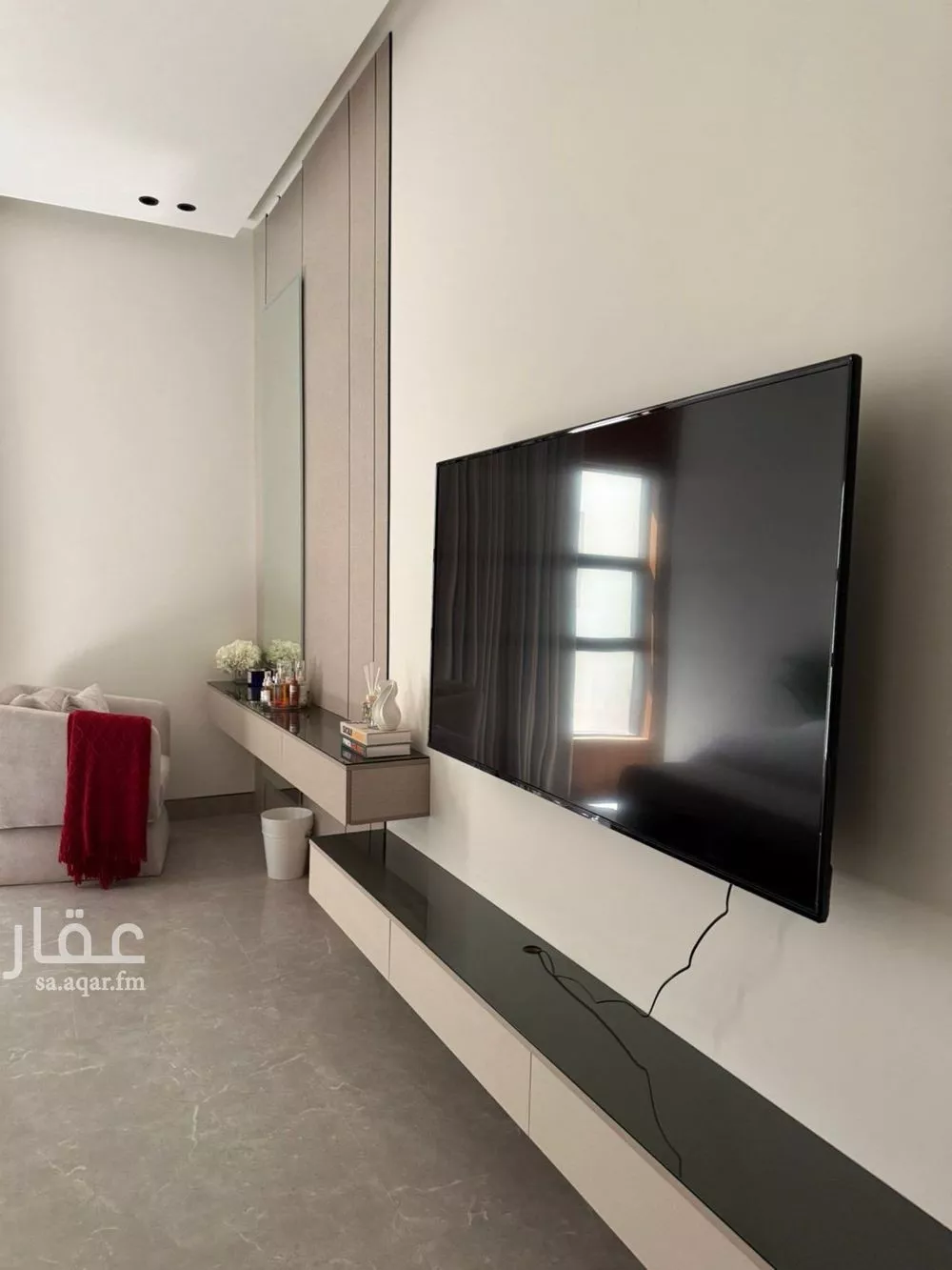 شقة 3 غرف في الملقا 4