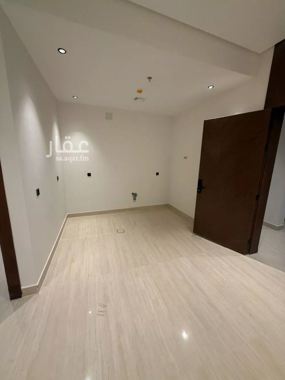 شقة 5 غرف في المهدية 11