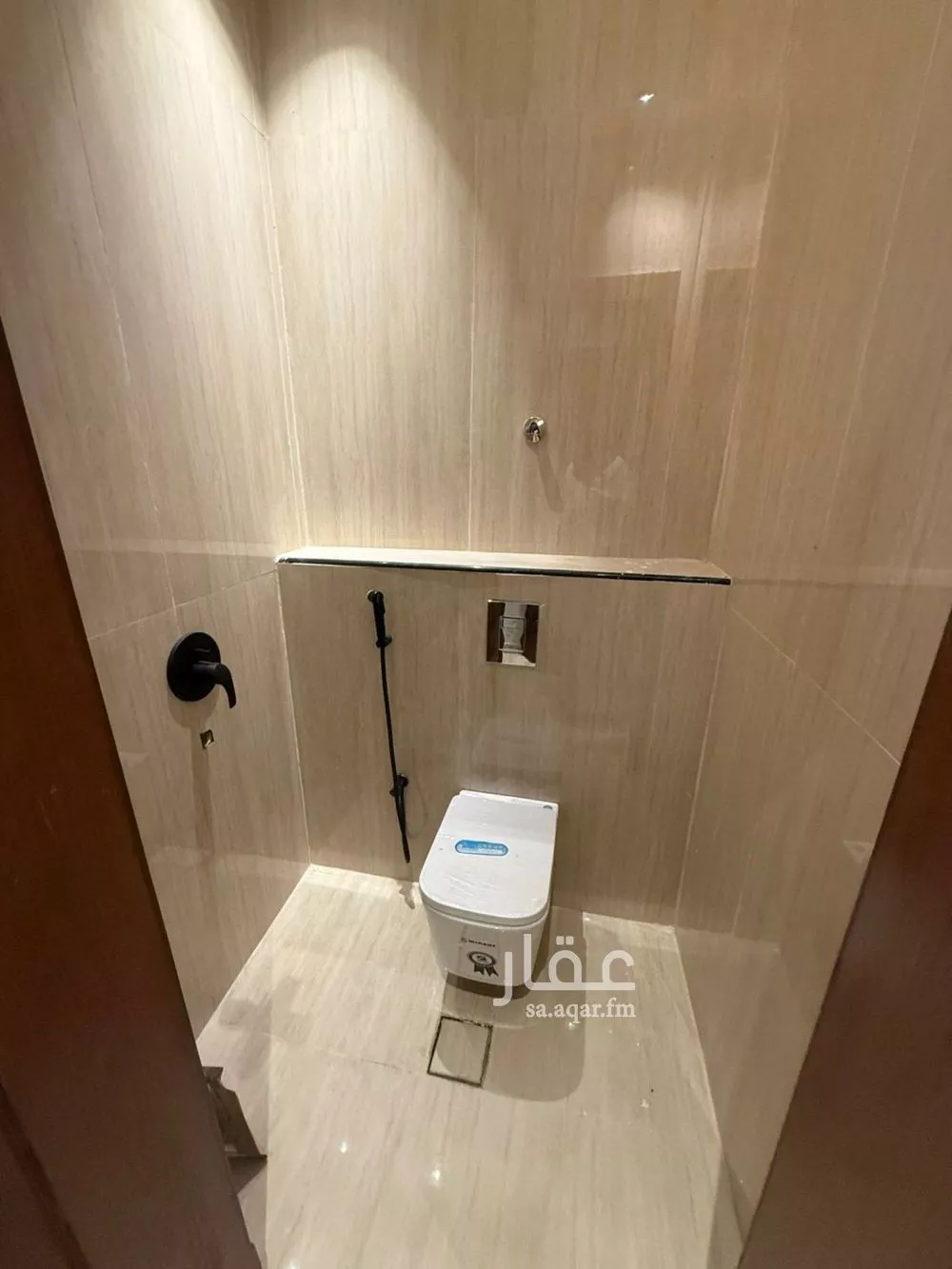 شقة 5 غرف في المهدية 8