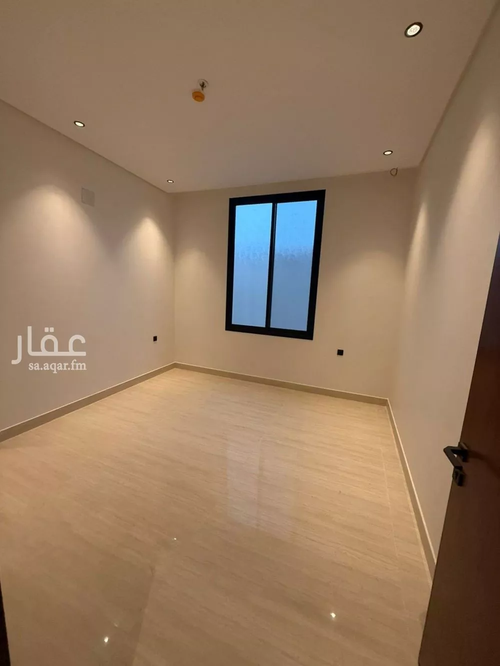 شقة 5 غرف في المهدية 10