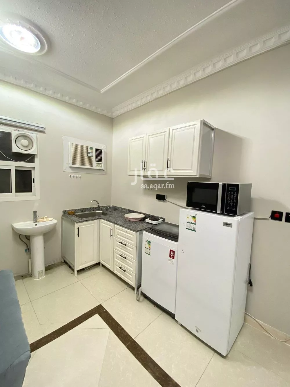 1 bedroom apartment in Al Hazm 4