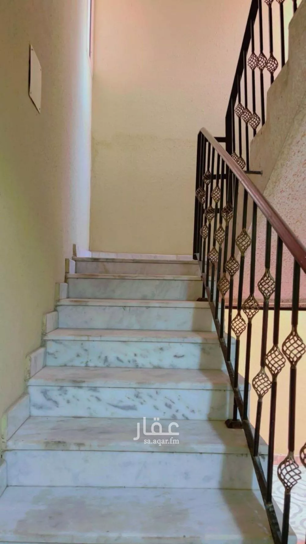 3 bedroom floor in Al Aziziyah 3