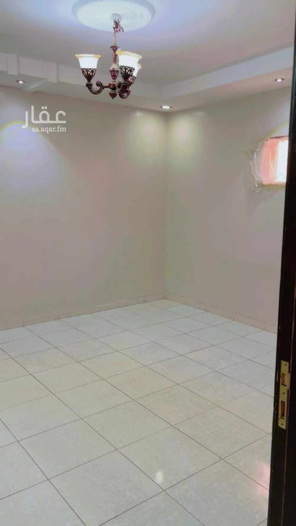 3 bedroom floor in Al Aziziyah 4