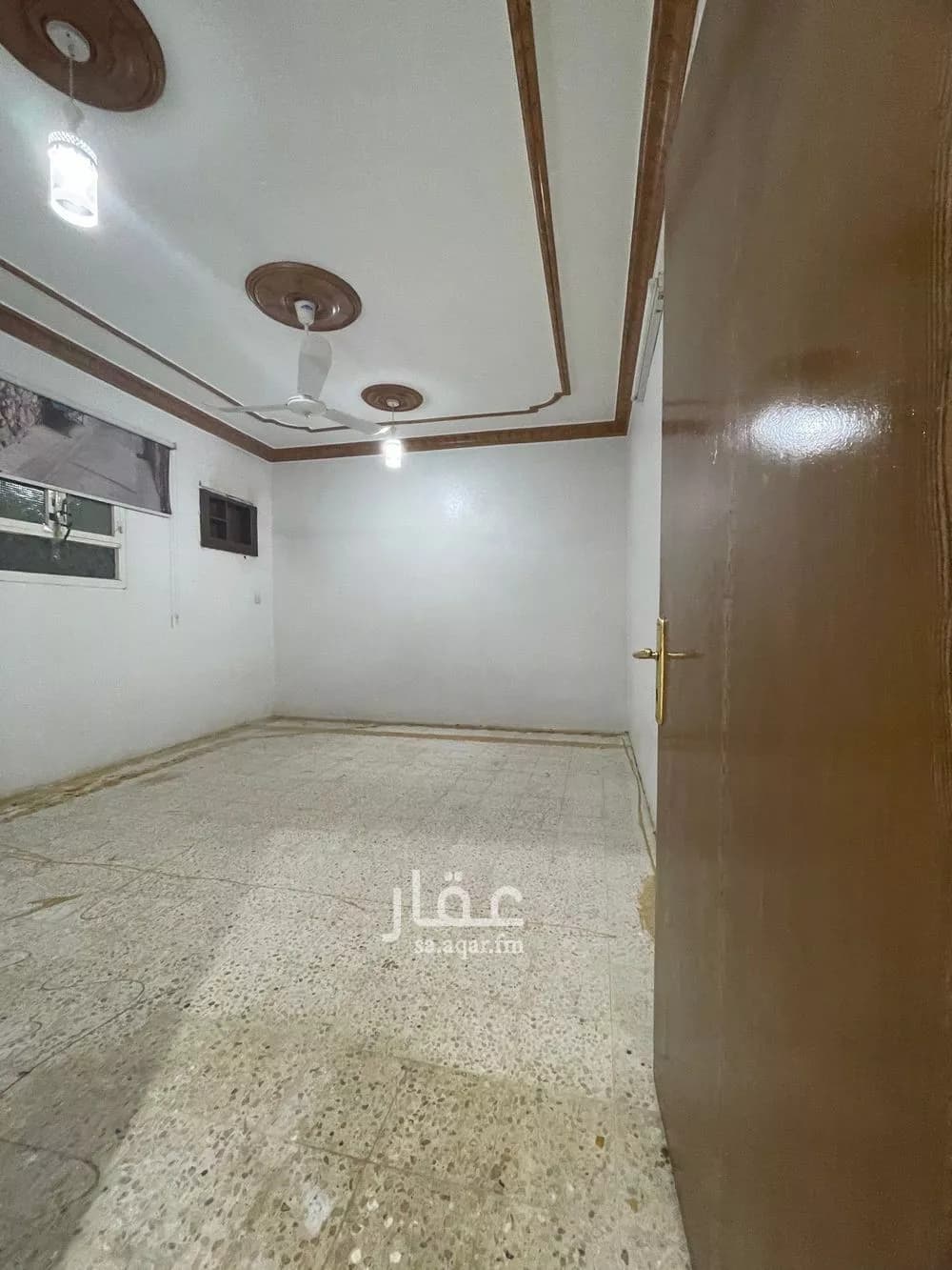 دور 5 غرف في السويدي 16