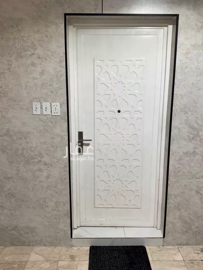 630 sqm building in Uhud 12