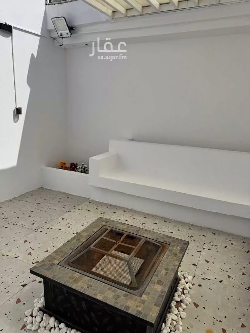 630 sqm building in Uhud 9