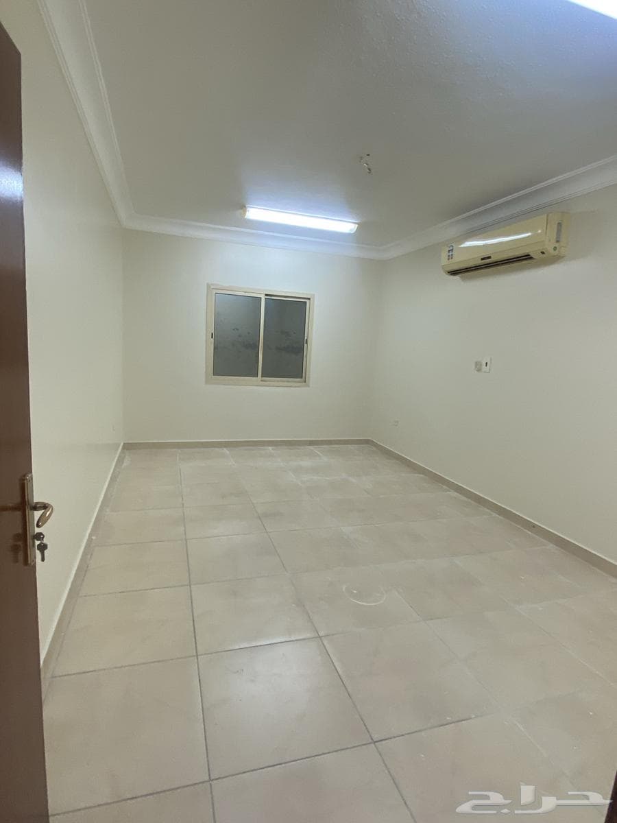 شقة 5 غرف في الفيصلية 2