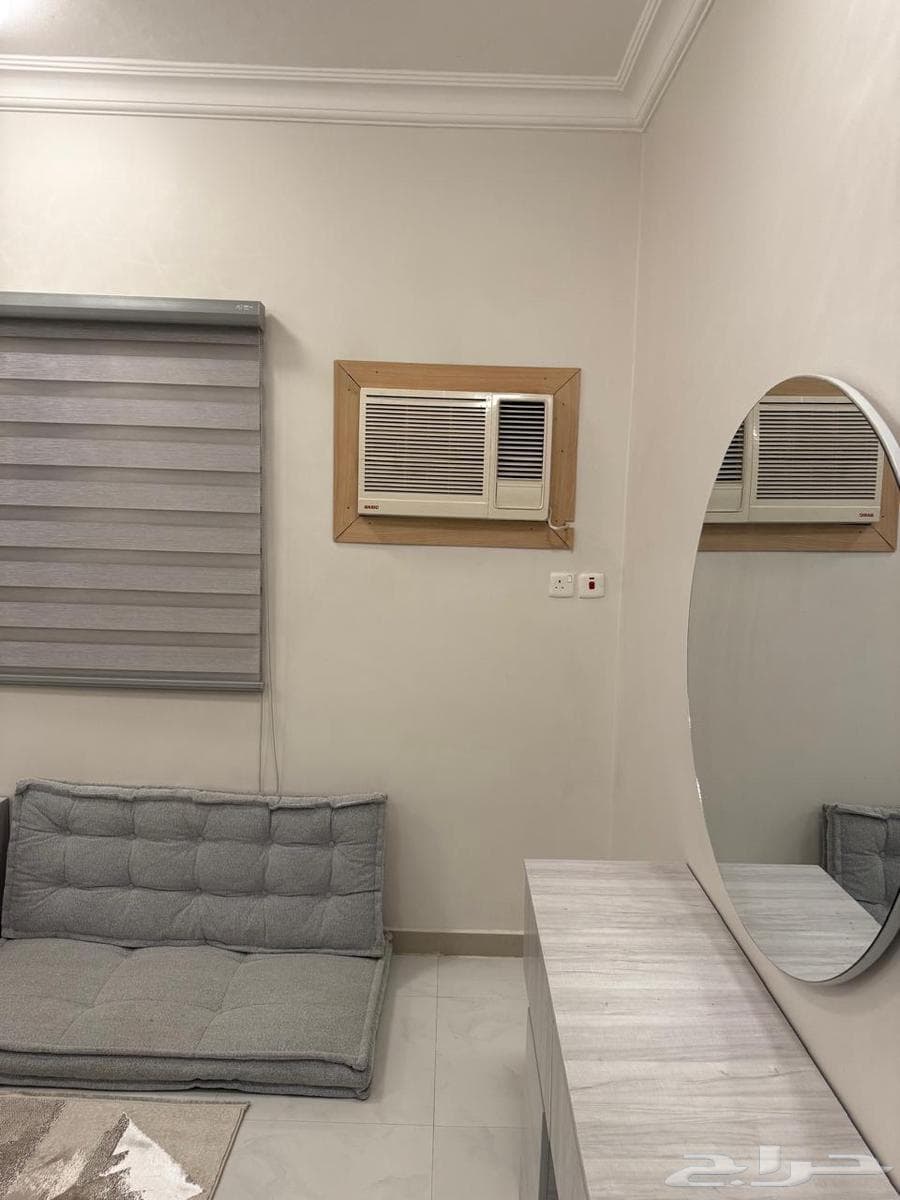 شقة 2 غرف في العزيزية الثاني 12