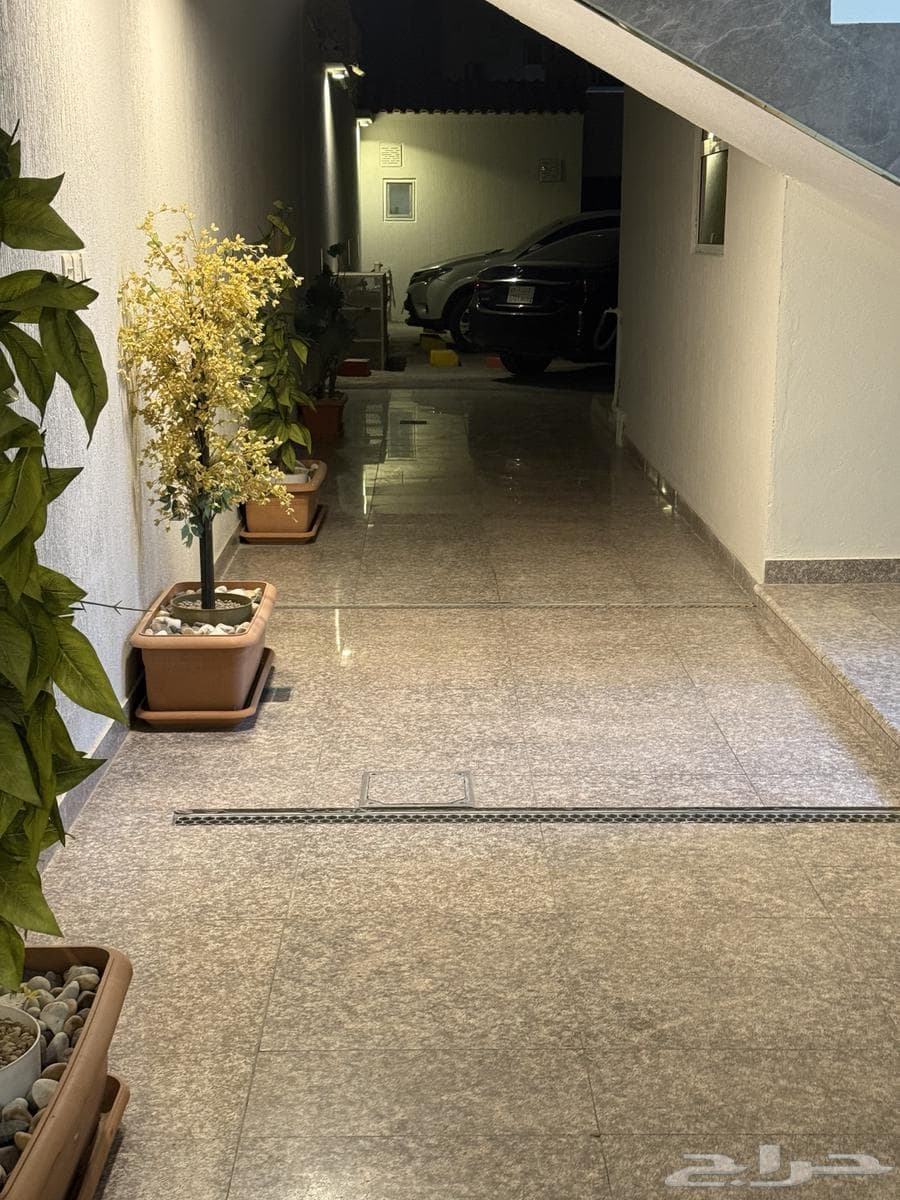 شقة 2 غرف في العزيزية الثاني 5