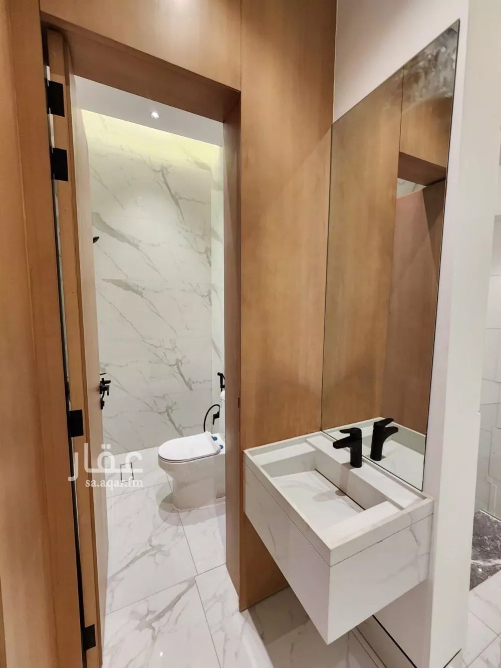 4 bedroom villa in Al Narjis 11