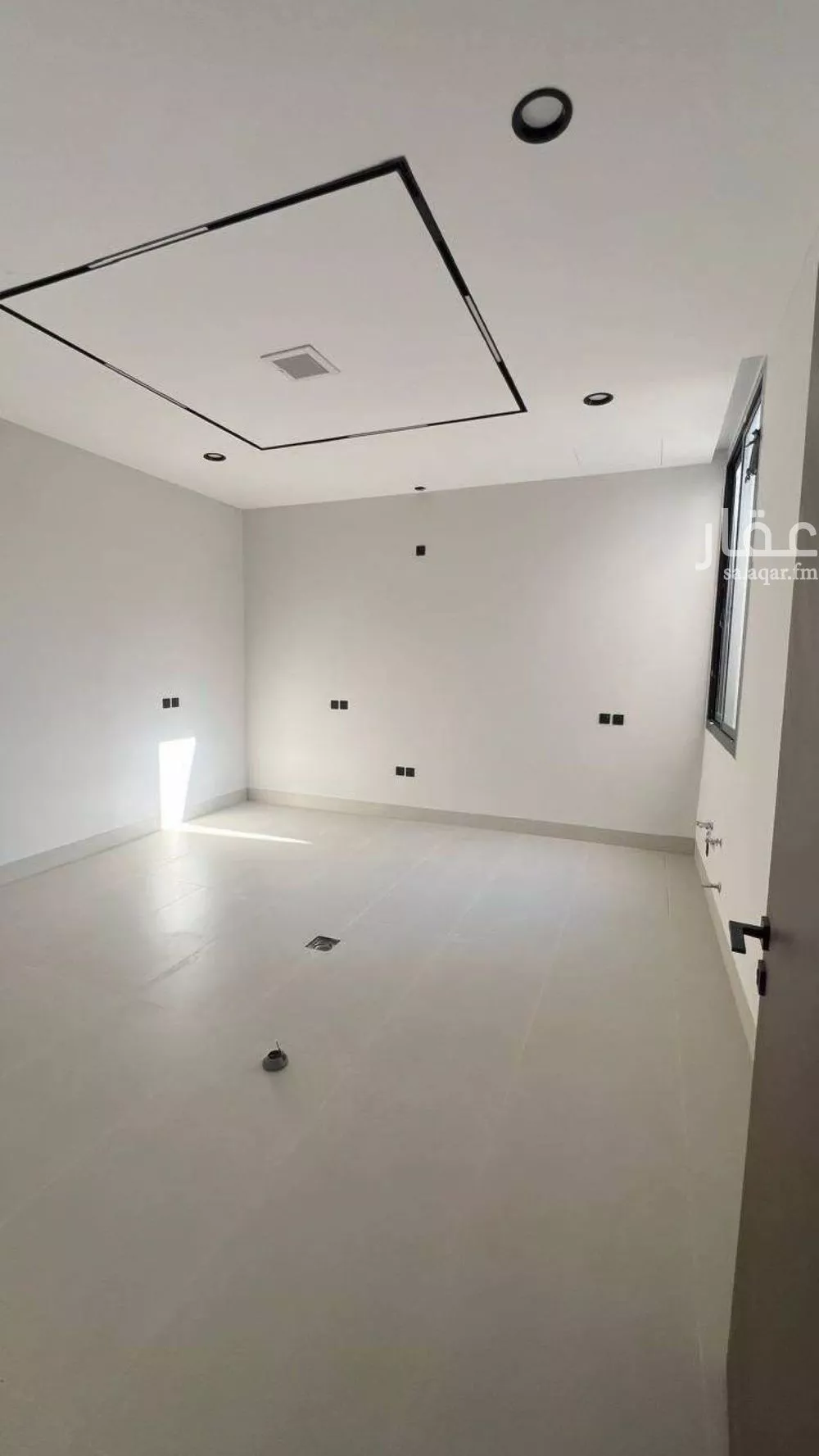 فيلا 6 غرف في المهدية 5