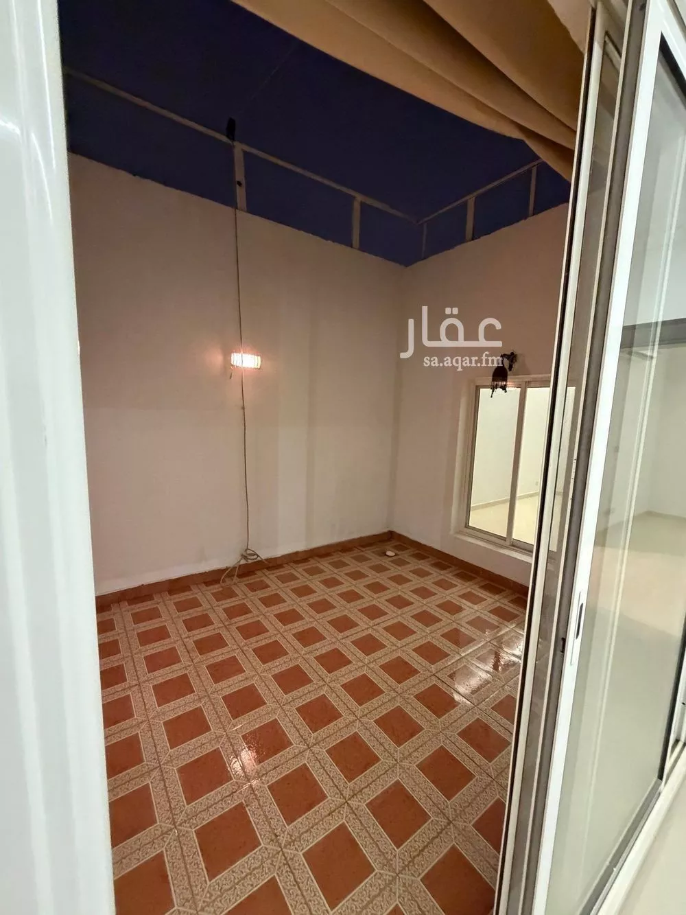 4 bedroom floor in Irqah 11