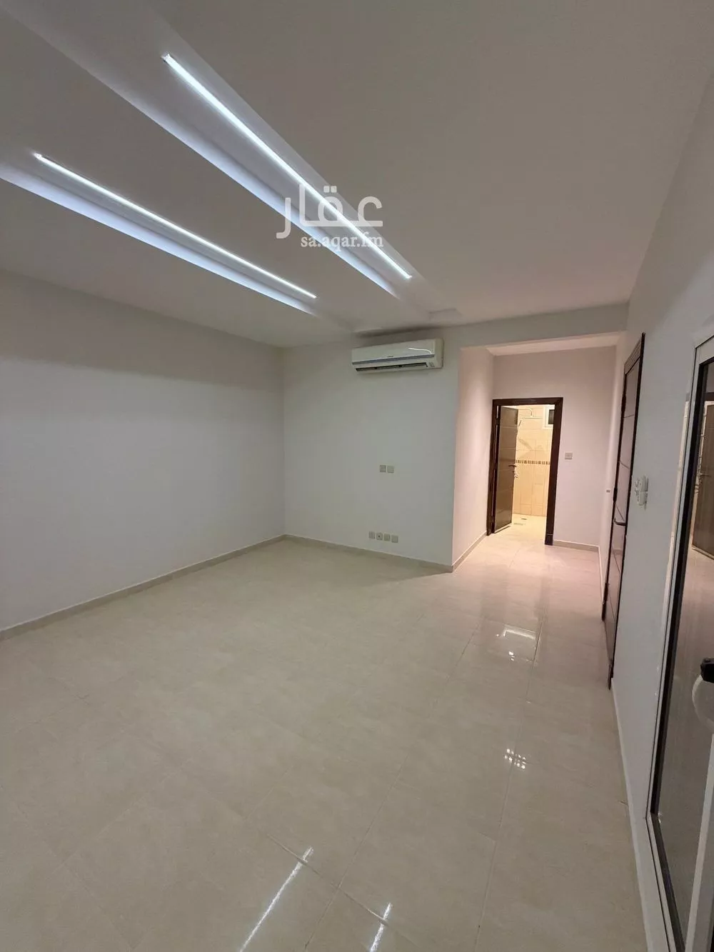 4 bedroom floor in Irqah 9