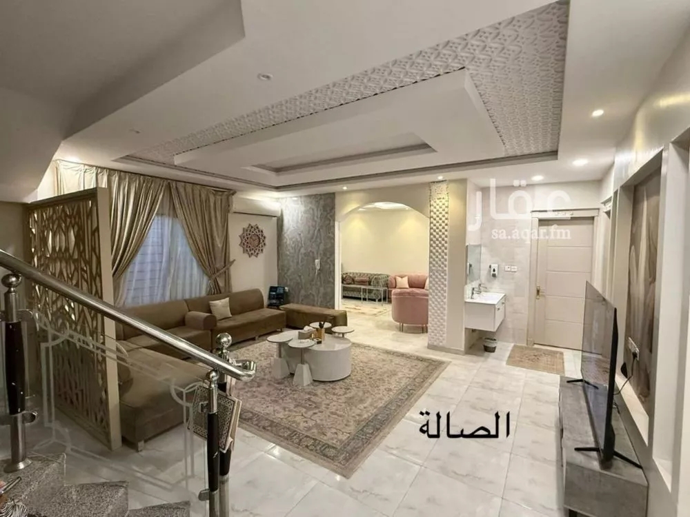 8 bedroom villa in Badr 4