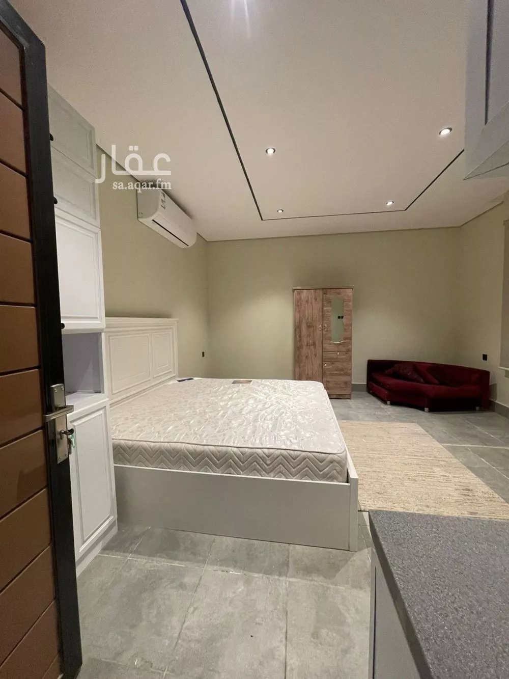 شقة 1 غرف في العليا 3