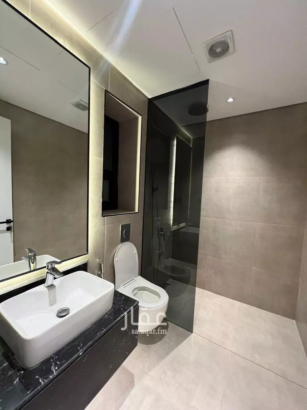 شقة 3 غرف في العارض 3