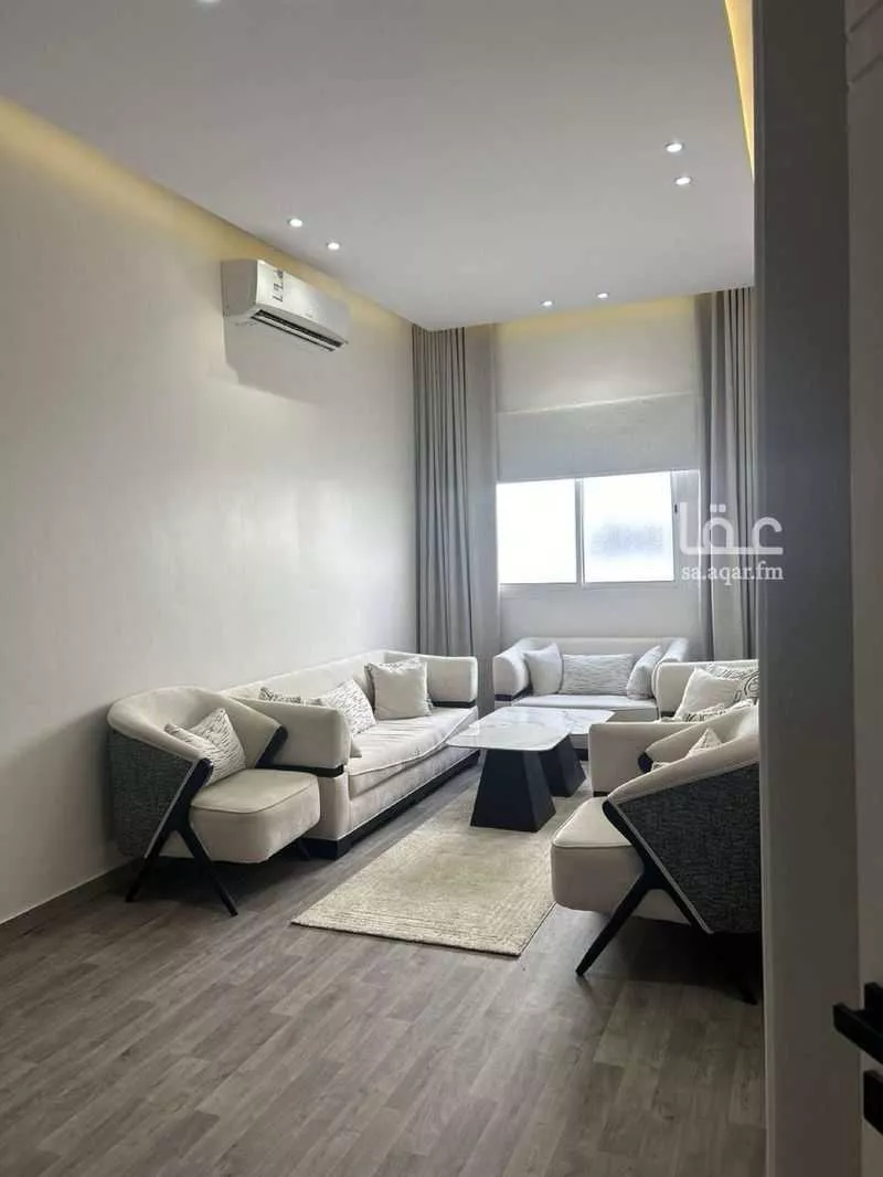 شقة 4 غرف في الجنادرية 1