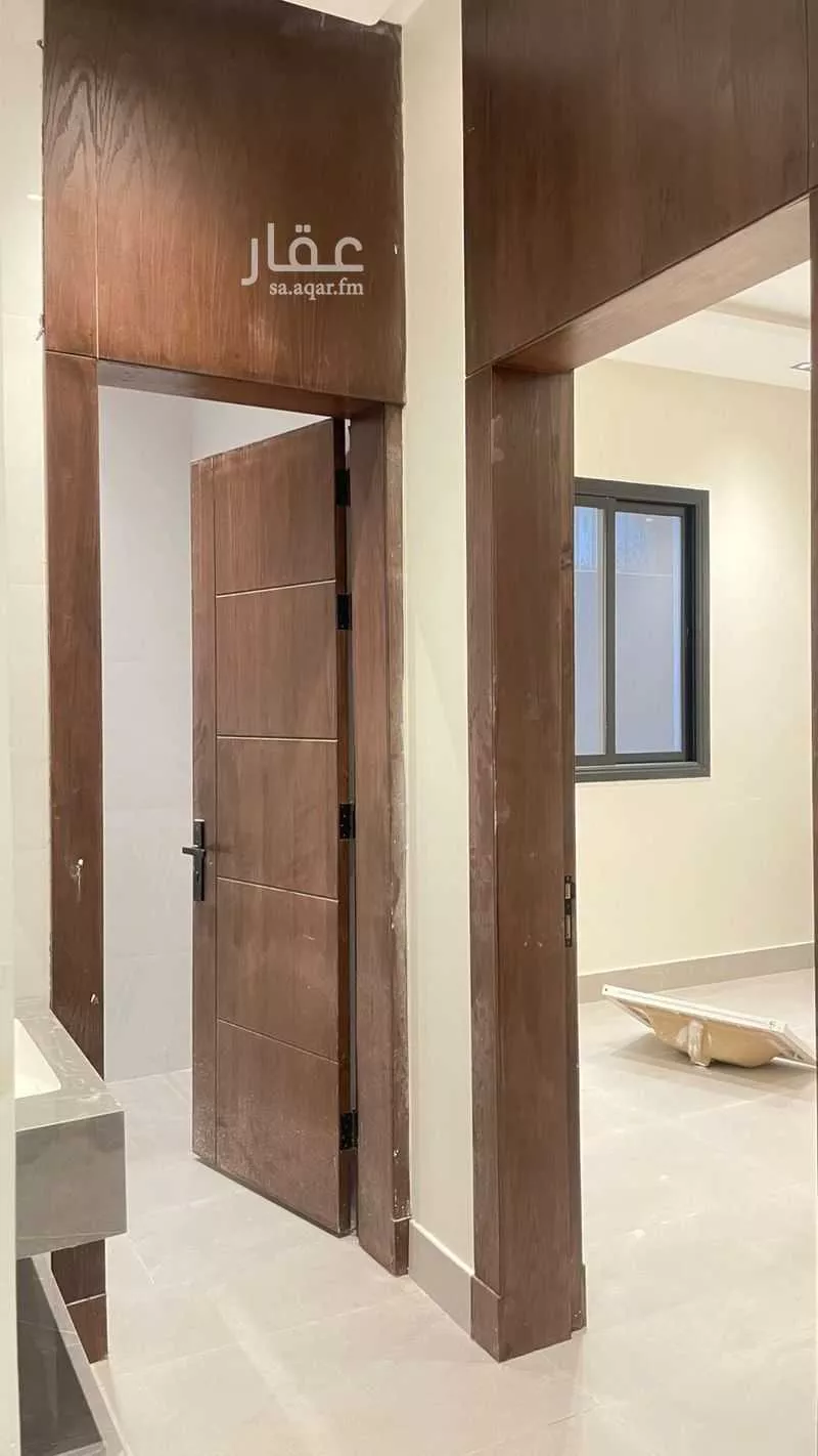 732 sqm building in Jarir 20