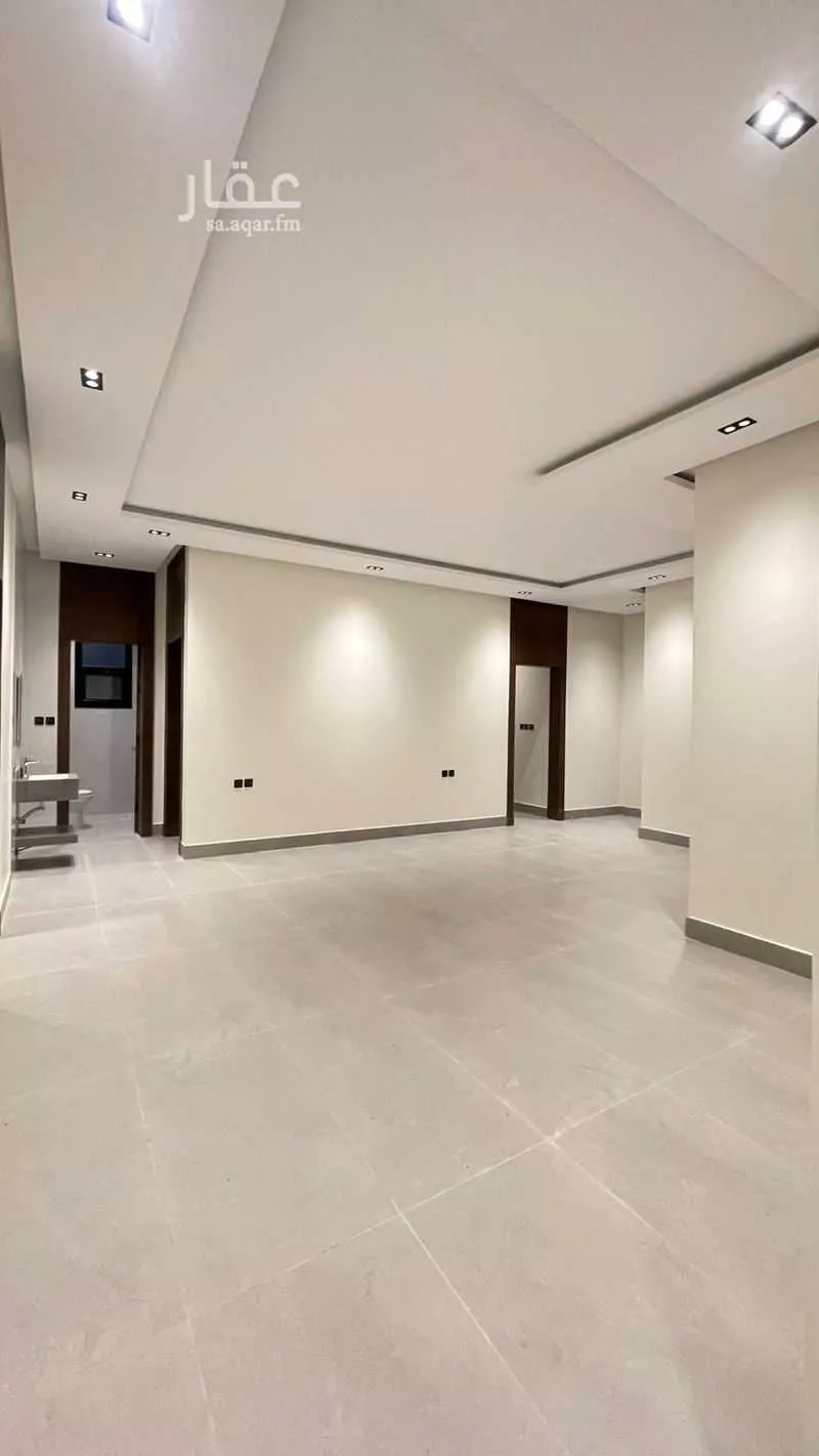 732 sqm building in Jarir 22