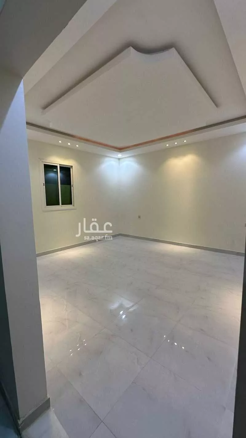 3 bedroom floor in Al Aridh 8