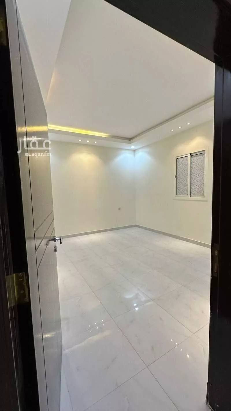 3 bedroom floor in Al Aridh 9