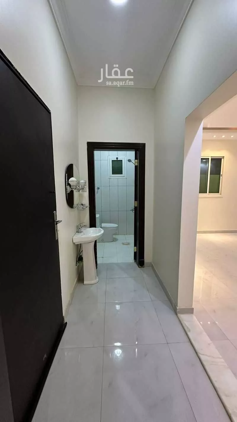 3 bedroom floor in Al Aridh 10