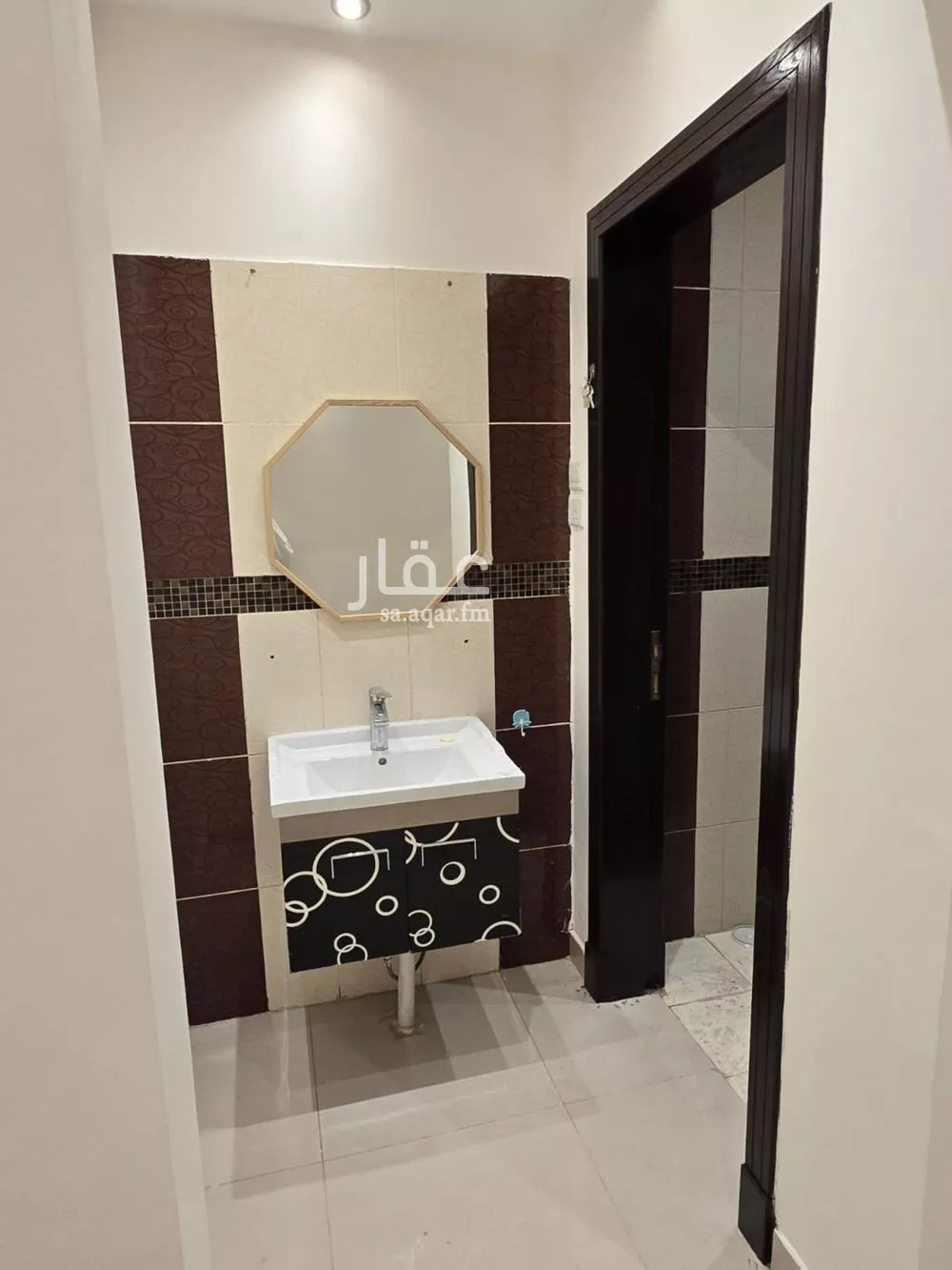 شقة 4 غرف في المنار 12