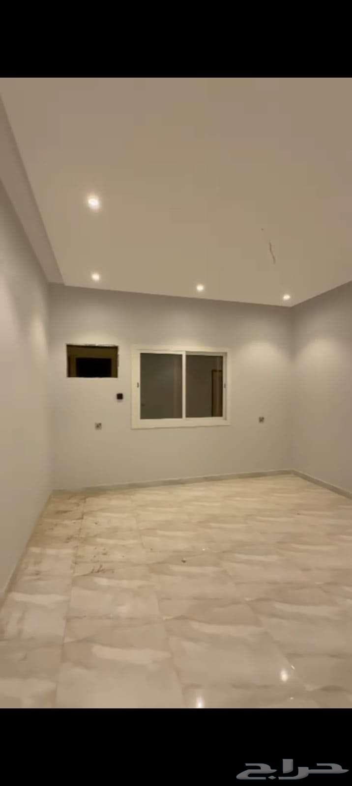 شقة  في الملك فهد 9