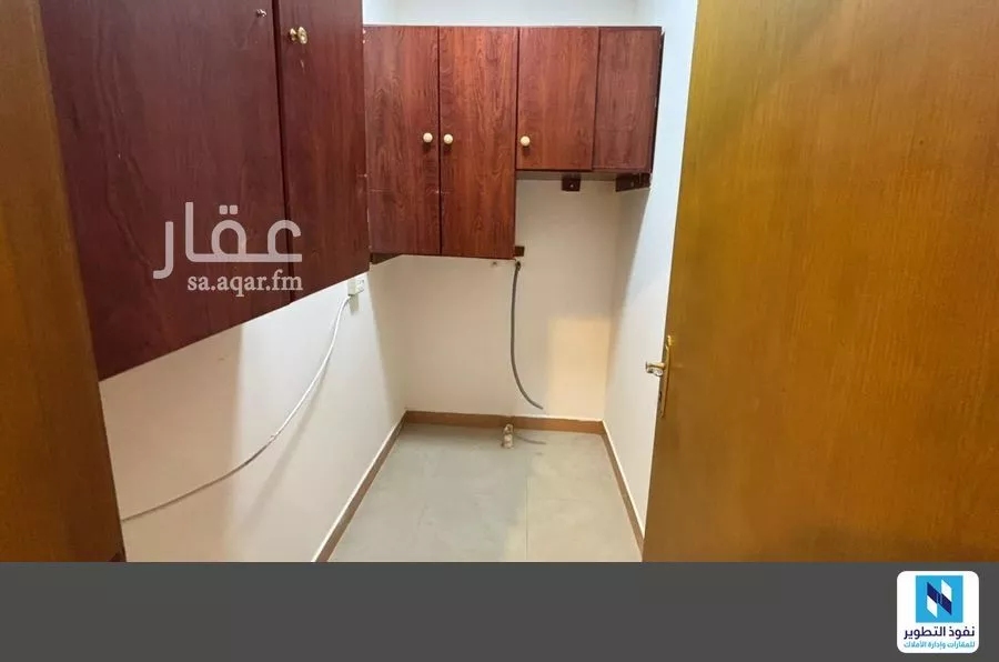 شقة 3 غرف في المغرزات 9