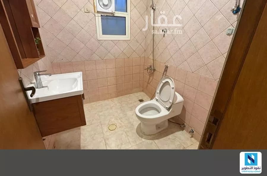 شقة 3 غرف في المغرزات 10