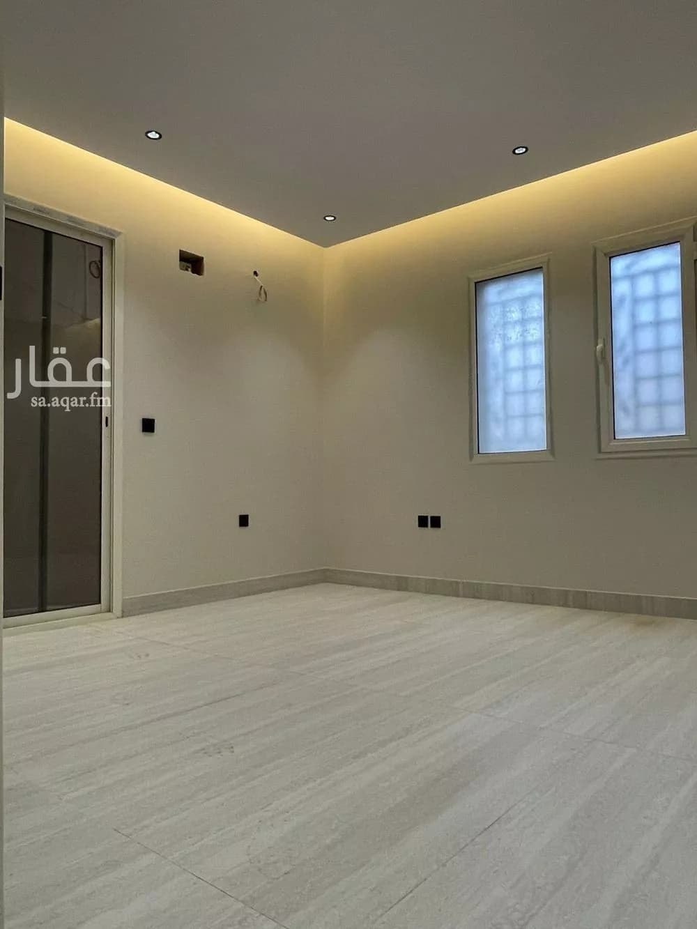 شقة 4 غرف في النخيل 5