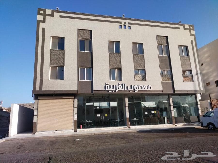 شقة  في شظاة 1