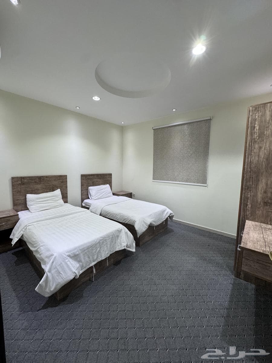 شقة  في شظاة 19