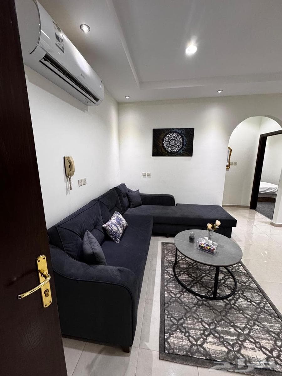 شقة  في شظاة 3