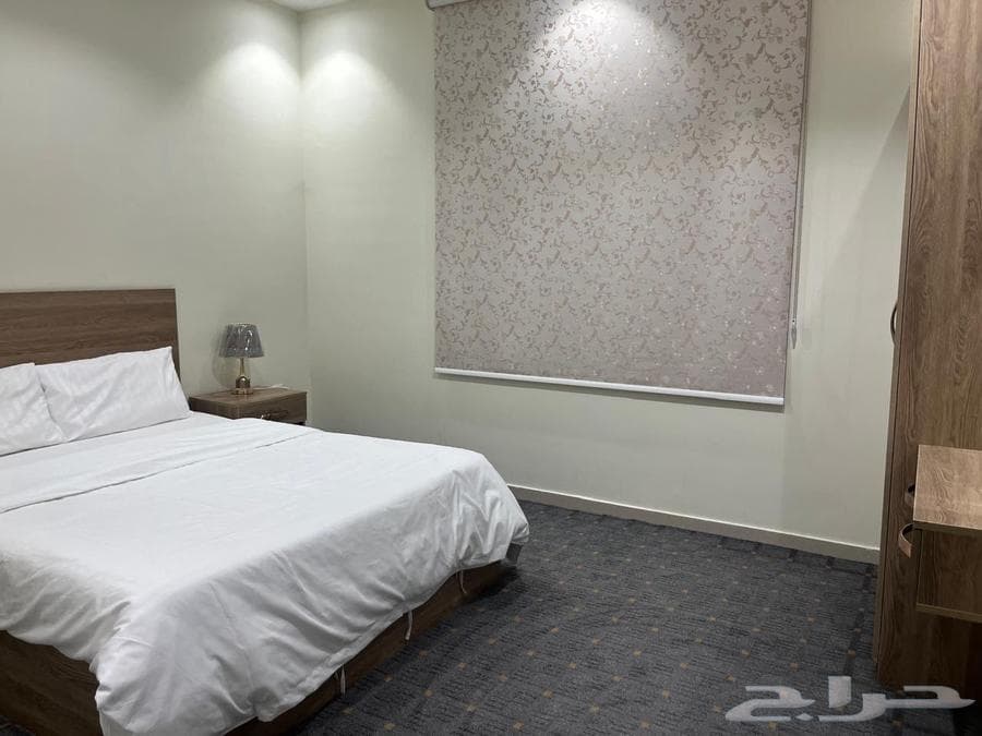 شقة  في شظاة 9