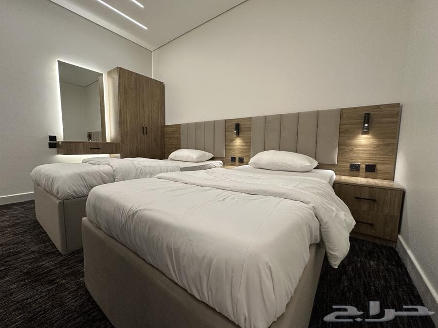 شقة  في الملك فهد 1