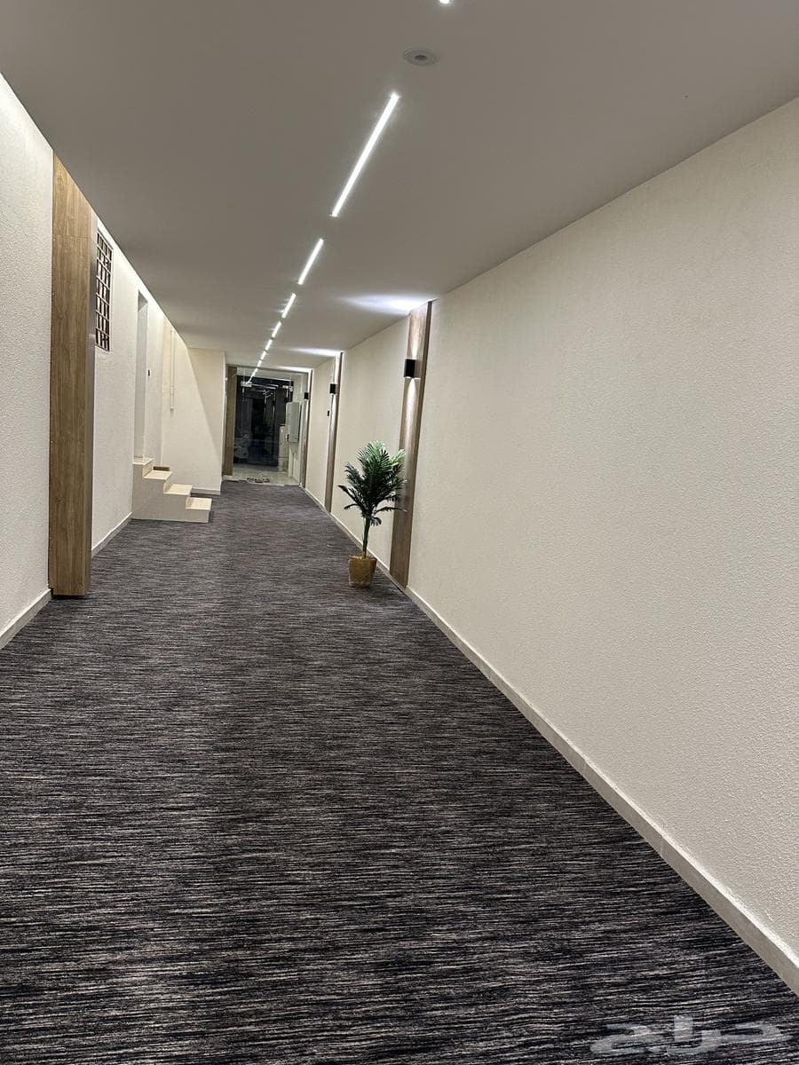 شقة  في الملك فهد 9