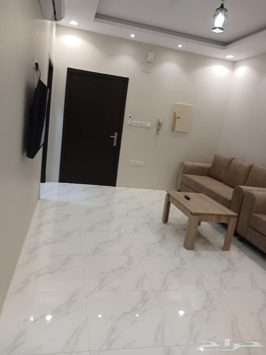 شقة 2 غرف في طيبة 6